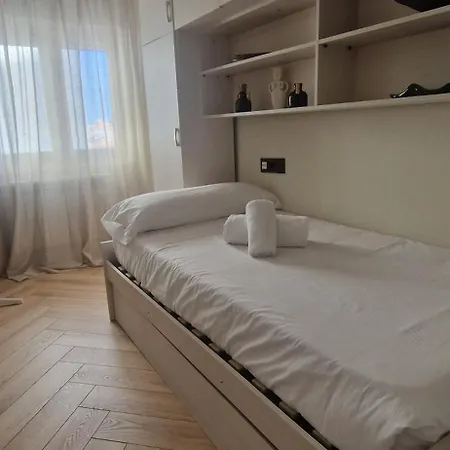 192a Luminoso Y Moderno Gijon